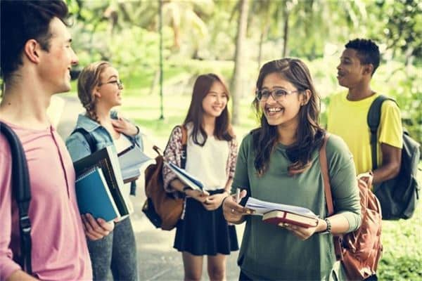 梦见女同学预兆