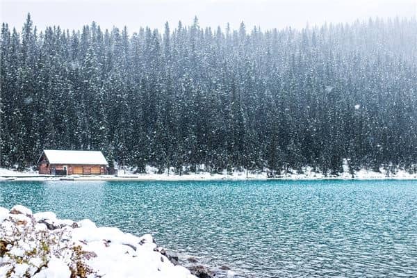 已婚女人梦见下雪了